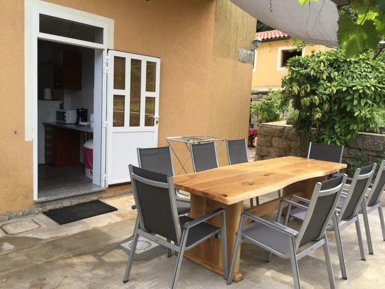 Apartment Kumicic - 3 Bedrooms Ičići Exteriör bild
